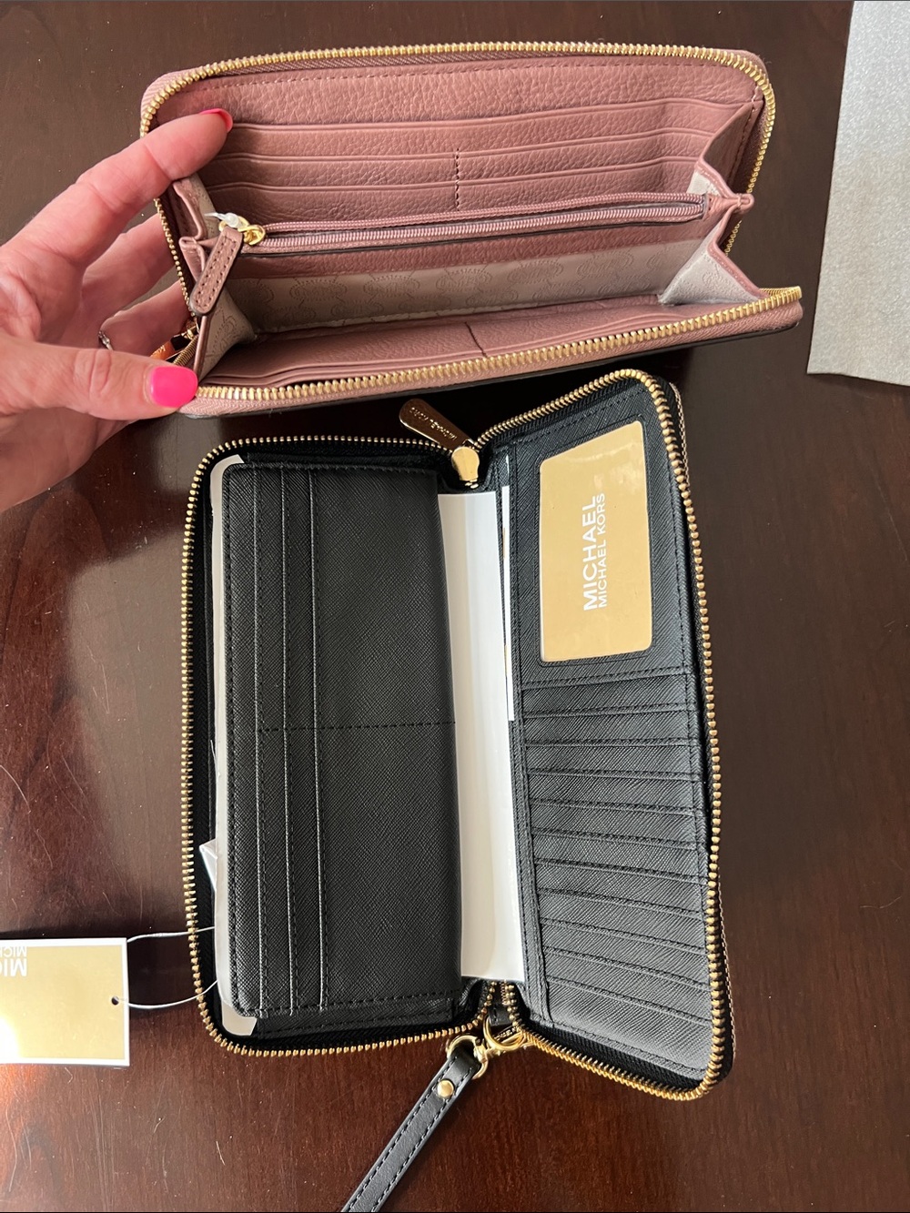Michael Kors Pink Leather Zip Wallet and black MK Logo Wristlet Set - Picture 2 of 4